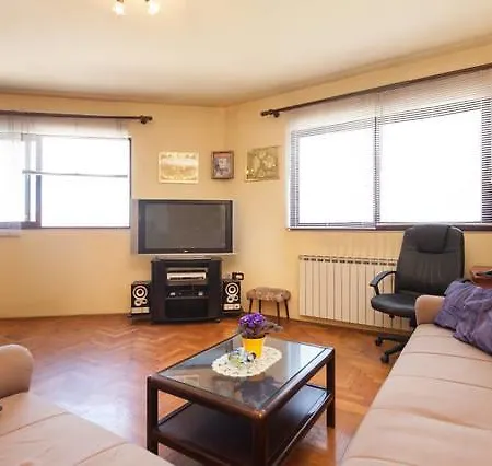 Ingrid Apartamento PUY